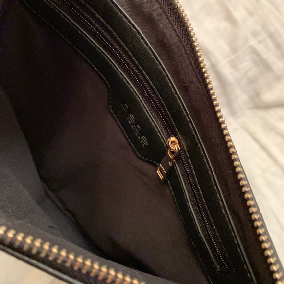 Bebe Faux leather sequins BeBe Clutch pouch π - Picture 4 of 5